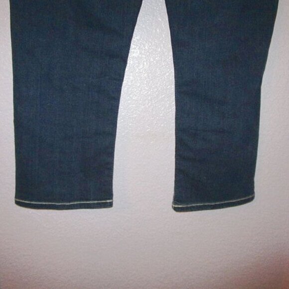 BKE Buckle HARPER Capri Size 31 JEANS Comfort Waist STRETCH Curvy MID RISE Denim - Picture 9 of 10